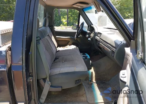 1993 Ford F150 from USA, damaged, VIN 1FTEF14H6PNA09664